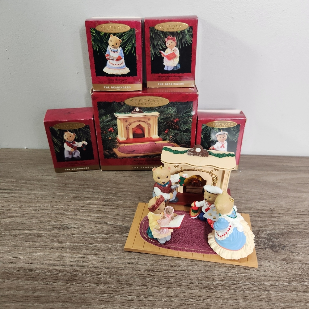 Hallmark Keepsake The Bearingers Bear Ornament Lot 5 pc Set w/ Fireplace 1993